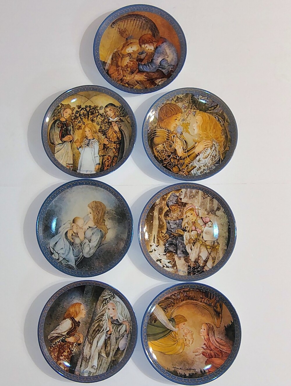 Set Of 7 German 1980's Sulamith Wülfing collectible Liebeslied  Porcelain Plates